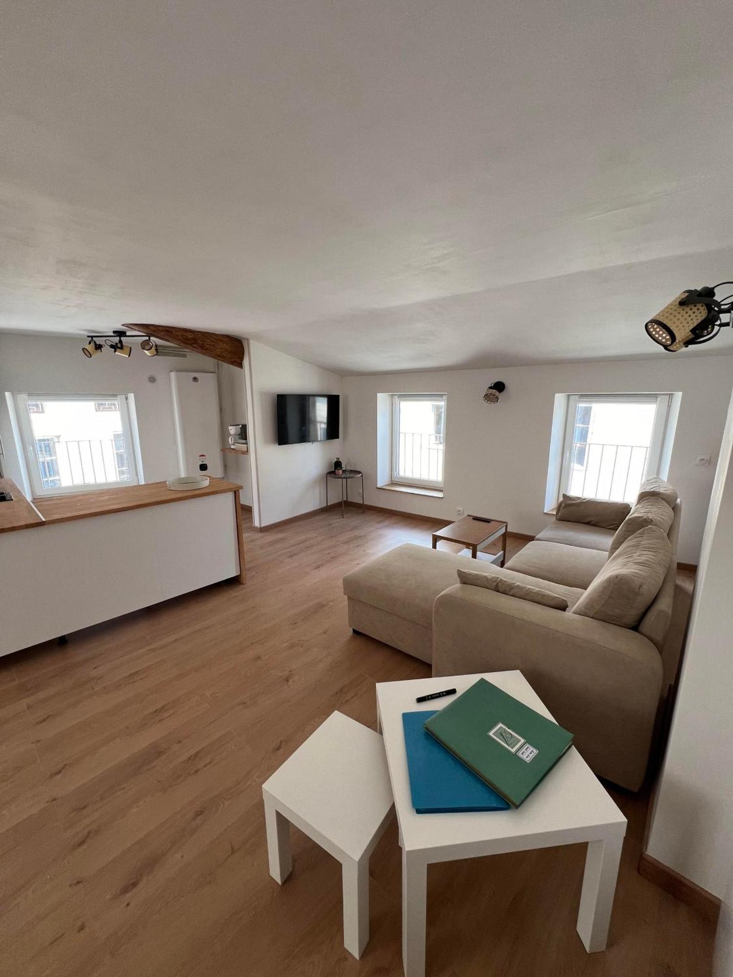 Chez Lucie&Pierre Appartement Relaxant - Centre Ville Verdun - Gere Par Prestazen'Services Eksteriør bilde
