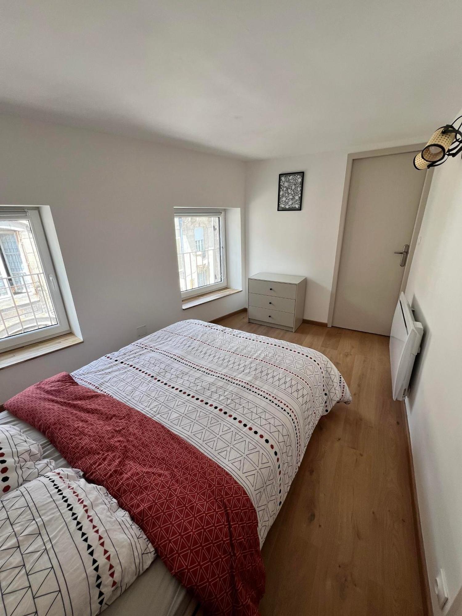 Chez Lucie&Pierre Appartement Relaxant - Centre Ville Verdun - Gere Par Prestazen'Services Eksteriør bilde